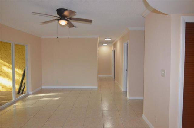 1881 SW 112th Avenue, Davie, FL 33324