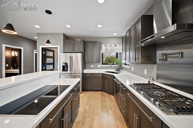 3425 Palmer Hill Court, Colorado Springs, CO 80907