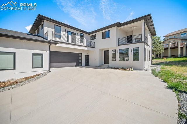 3425 Palmer Hill Court, Colorado Springs, CO 80907