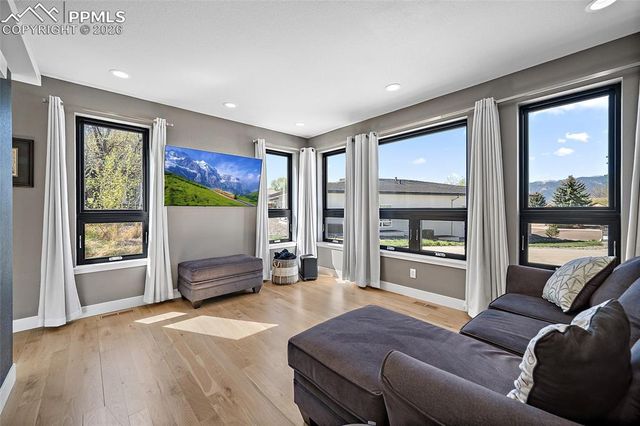 3425 Palmer Hill Court, Colorado Springs, CO 80907