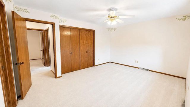1600 BRENTWOOD DRIVE, Oshkosh, WI 54904