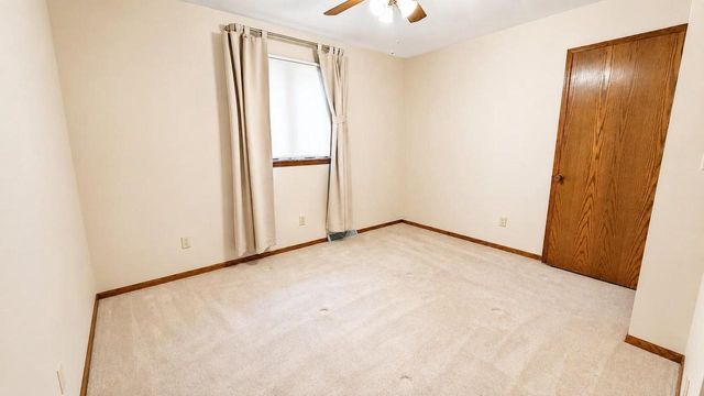 1600 BRENTWOOD DRIVE, Oshkosh, WI 54904