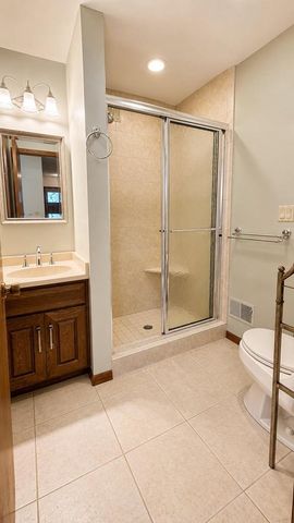 1600 BRENTWOOD DRIVE, Oshkosh, WI 54904