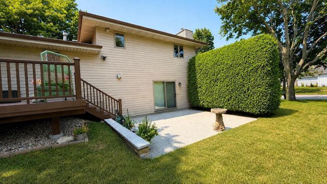 1600 BRENTWOOD DRIVE, Oshkosh, WI 54904