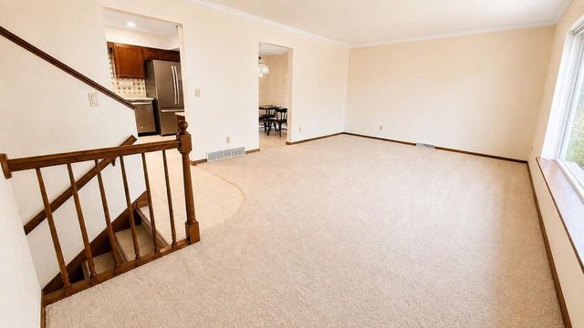 1600 BRENTWOOD DRIVE, Oshkosh, WI 54904