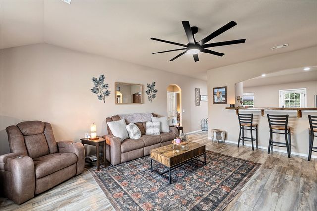 3497 Vanleer Avenue, Springdale, AR 72764