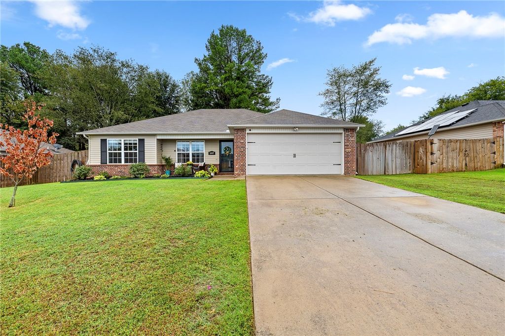 3497 Vanleer Avenue, Springdale, AR 72764