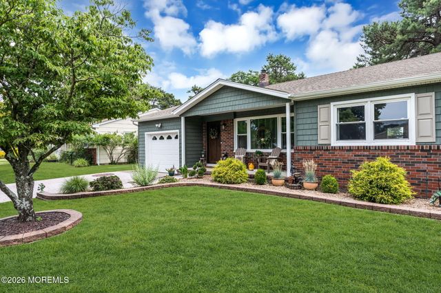 12 Millbrook Drive, Toms River, NJ 08757