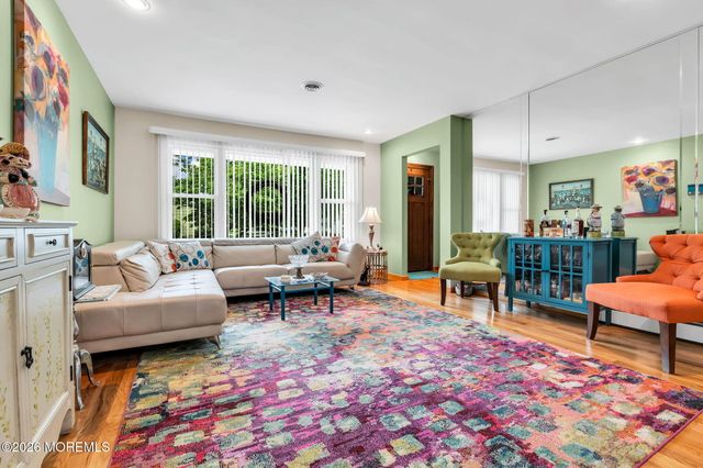 12 Millbrook Drive, Toms River, NJ 08757