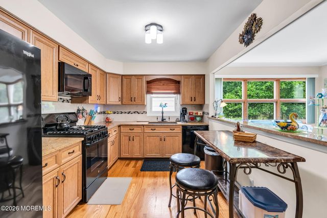 12 Millbrook Drive, Toms River, NJ 08757