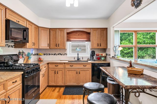 12 Millbrook Drive, Toms River, NJ 08757