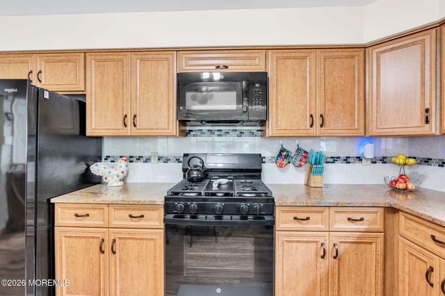 12 Millbrook Drive, Toms River, NJ 08757
