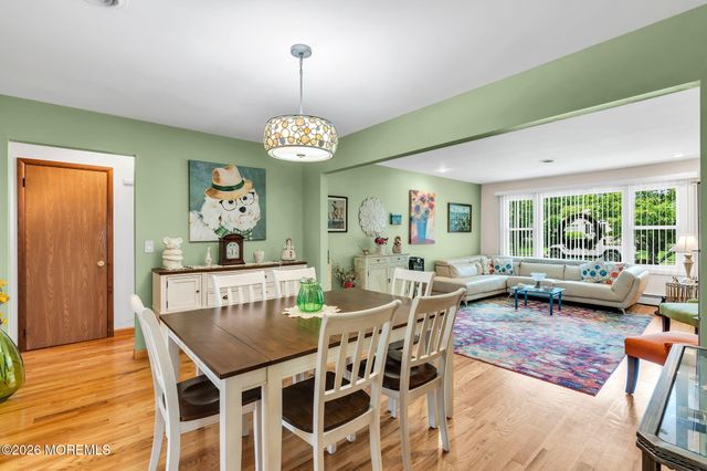 12 Millbrook Drive, Toms River, NJ 08757