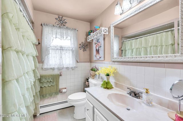 12 Millbrook Drive, Toms River, NJ 08757