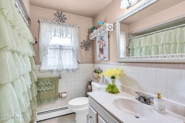 12 Millbrook Drive, Toms River, NJ 08757