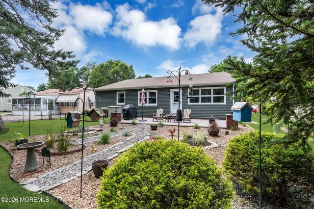 12 Millbrook Drive, Toms River, NJ 08757