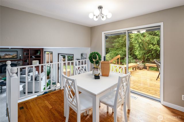 17215 NE 132nd Place, Redmond, WA 98052