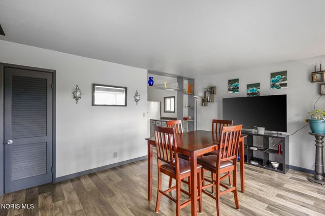 2039 N Ravine Parkway, Toledo, OH 43605