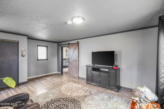 2039 N Ravine Parkway, Toledo, OH 43605