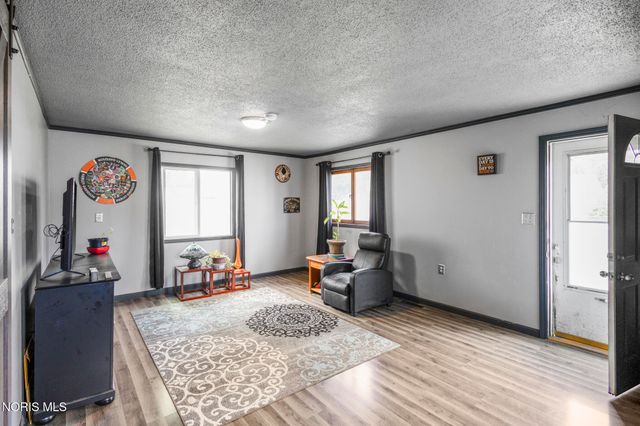 2039 N Ravine Parkway, Toledo, OH 43605