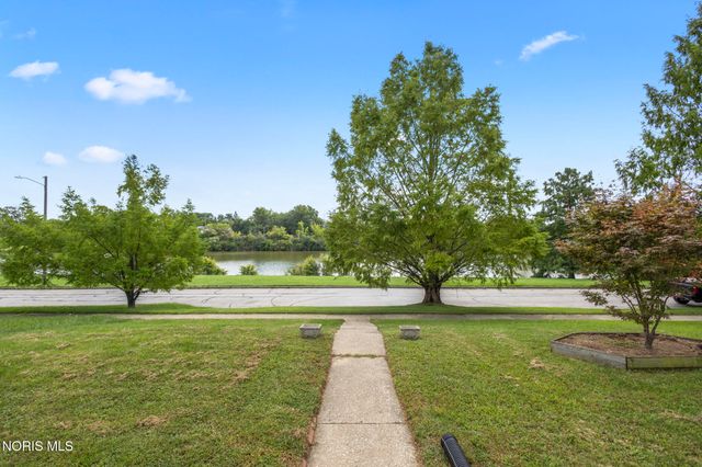 2039 N Ravine Parkway, Toledo, OH 43605