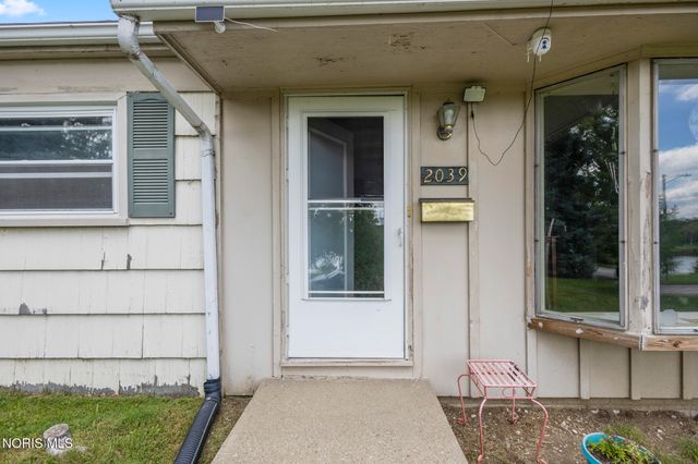 2039 N Ravine Parkway, Toledo, OH 43605