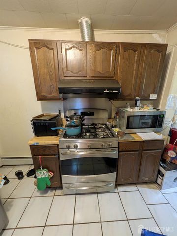 102 Harvard Avenue, Metuchen, NJ 08840