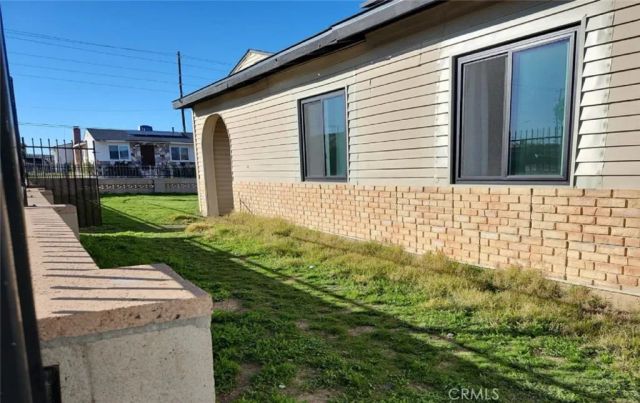 611 Lillian Drive, Barstow, CA 92311