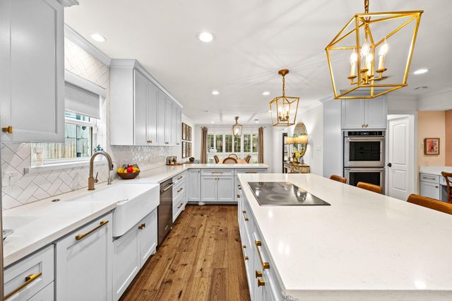 10223 Piping Rock Lane, Houston, TX 77042