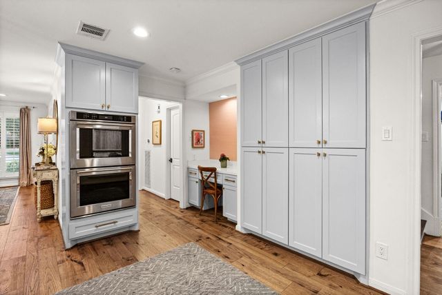 10223 Piping Rock Lane, Houston, TX 77042