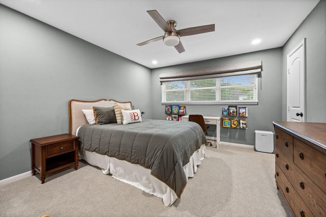 10223 Piping Rock Lane, Houston, TX 77042