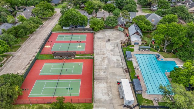 10223 Piping Rock Lane, Houston, TX 77042