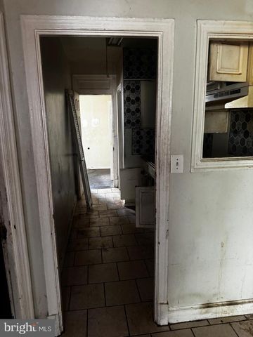 1223 HOLBROOK TER NE, Washington, DC 20002