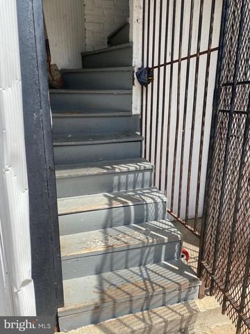 1223 HOLBROOK TER NE, Washington, DC 20002