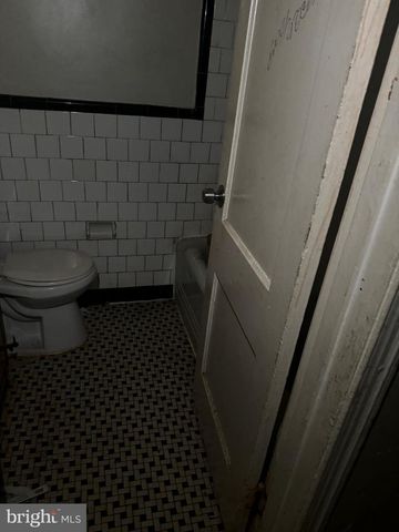 1223 HOLBROOK TER NE, Washington, DC 20002