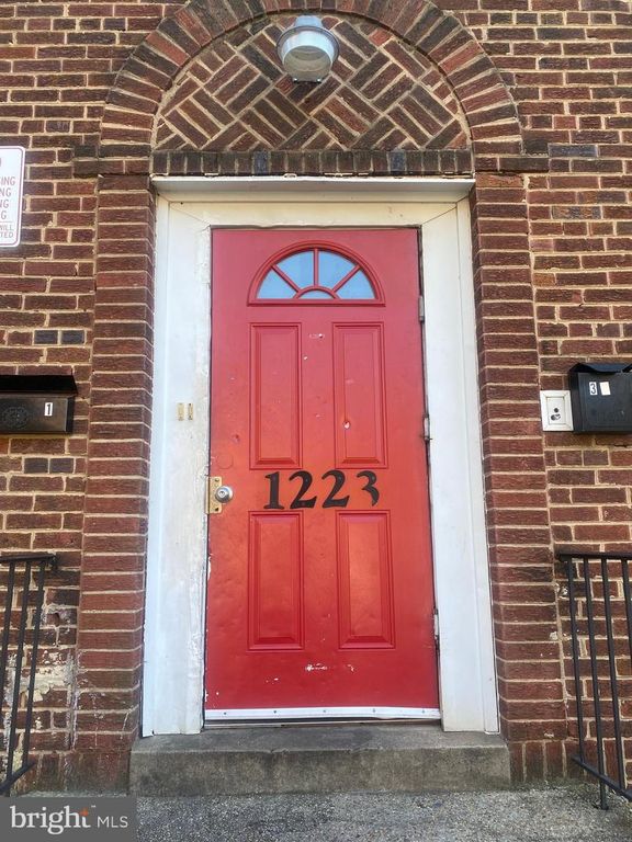 1223 HOLBROOK TER NE, Washington, DC 20002