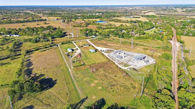 26865 Old Highway 105 W, Montgomery, TX 77316