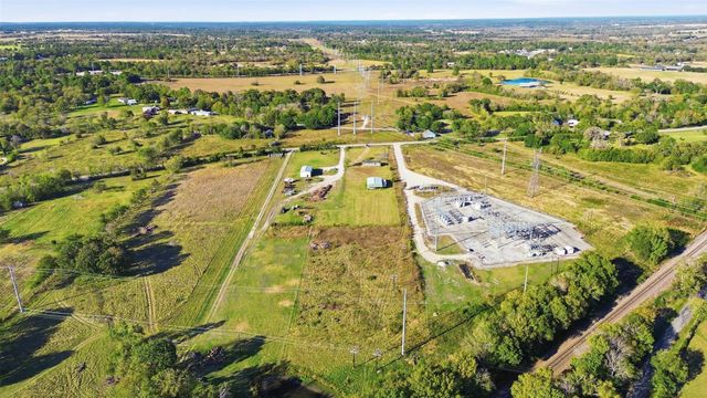 26865 Old Highway 105 W, Montgomery, TX 77316