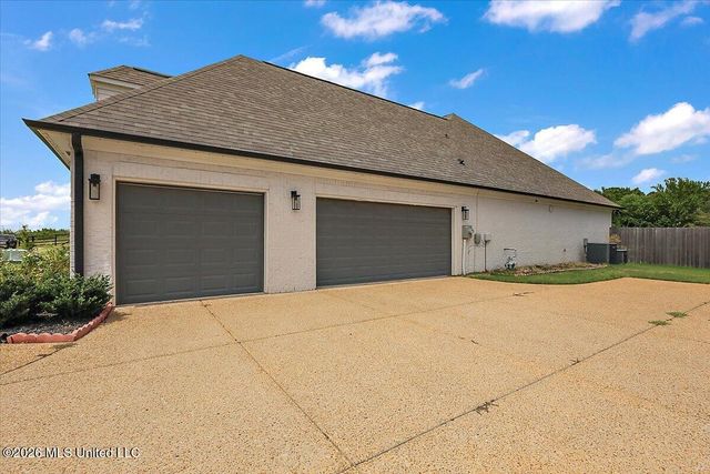 372 Fawn Grove Trail, Hernando, MS 38632