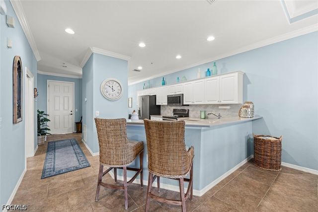 20071 Sanibel View CIR 301, Fort Myers, FL 33908