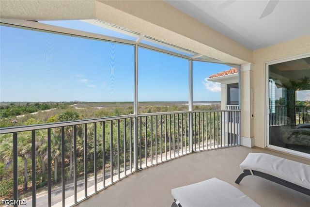 20071 Sanibel View CIR 301, Fort Myers, FL 33908