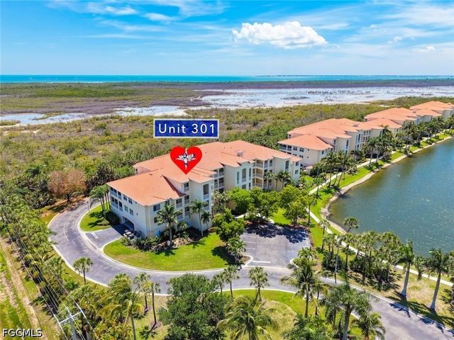 20071 Sanibel View CIR 301, Fort Myers, FL 33908