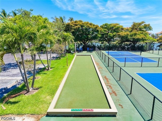 20071 Sanibel View CIR 301, Fort Myers, FL 33908