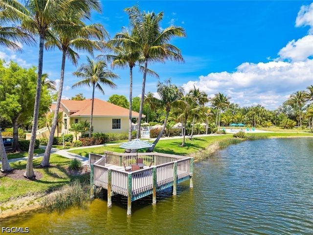 20071 Sanibel View CIR 301, Fort Myers, FL 33908