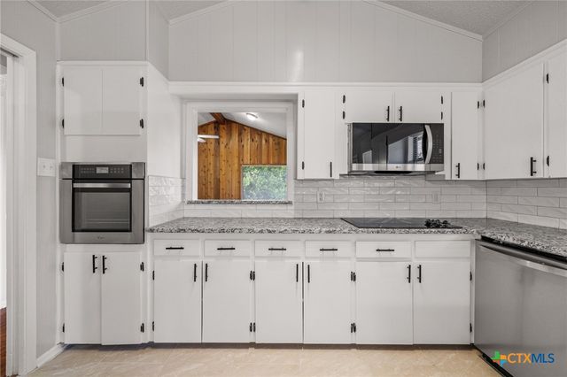 1120 Old Mill Road, Salado, TX 76571