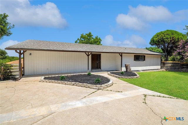 1120 Old Mill Road, Salado, TX 76571