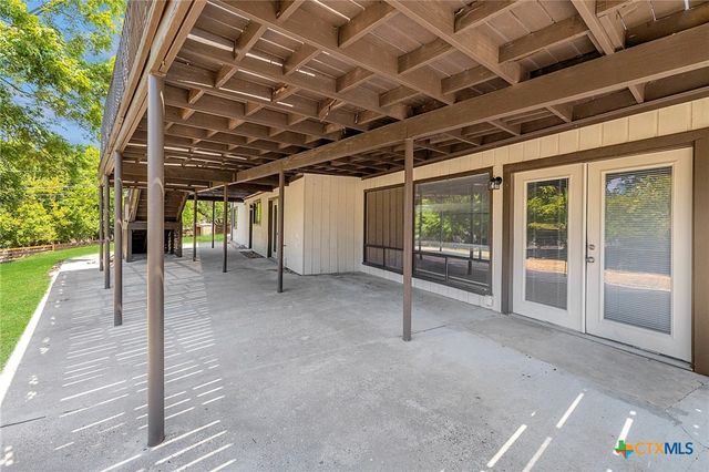 1120 Old Mill Road, Salado, TX 76571