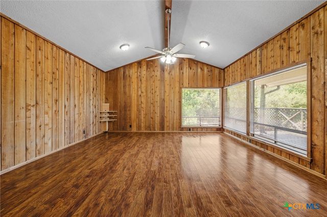 1120 Old Mill Road, Salado, TX 76571