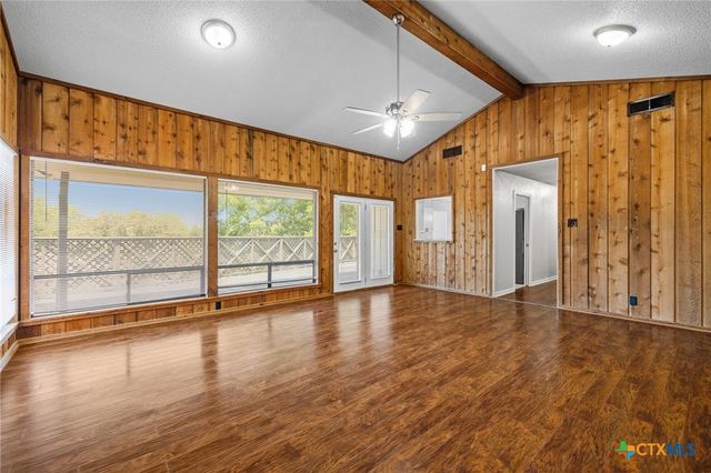 1120 Old Mill Road, Salado, TX 76571