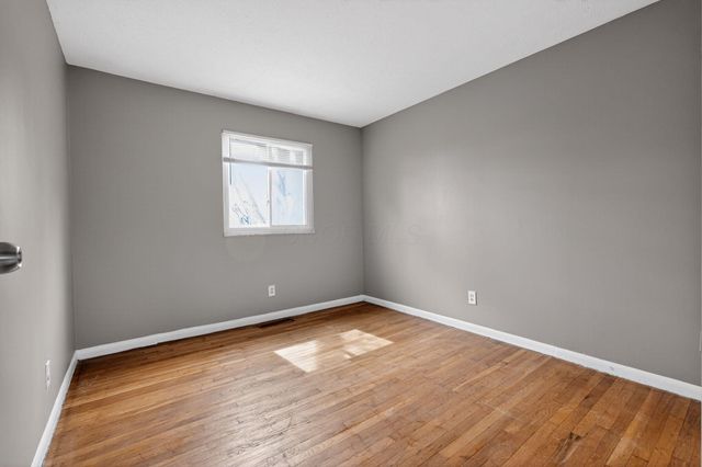 5145 Rutledge Drive S, Columbus, OH 43232